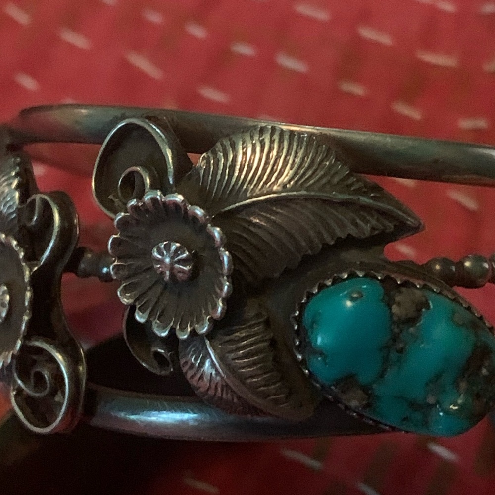Turquoise silver braclet